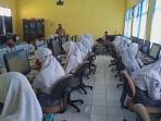 Soal-ANBK-SMAMA-SMK-Kelas-11-2025-Materi-Literasi-Membaca-dan-Matematika.jpg