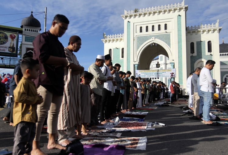 Salat Iduladha di Masjid Raya Medan