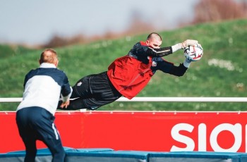 Debut Langsung Juara! Luca Chevalier Buktikan Depak Donnarumma Keputusan Tepat